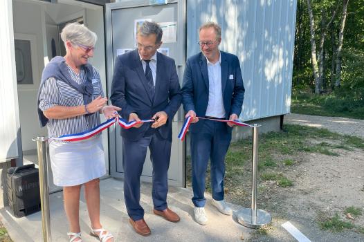 Inauguration d’URTILAB : Un laboratoire original pour étudier les insectes urticants