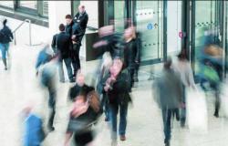 Personnes qui marchent