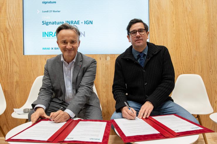 Philippe Mauguin, PDG d'INRAE et Sébastien Soriano, directeur général de l'IGN