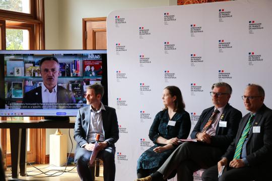 INRAE strengthens its scientific ties with Australia and New Zealand 