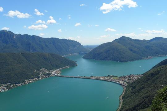 Widespread decline of oxygen in lakes caused by climate change