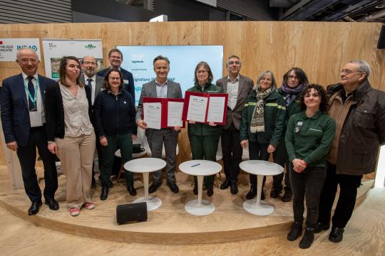 INRAE et l’ONF amplifient leur partenariat  recherche et innovation pour la forêt du 21e siècle